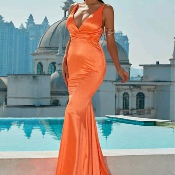 ORANGE GLAMOROUS SATIN DOPAMINE MERMAID SPECIAL EVENT MAXI DRESS - Picture 5 of 10